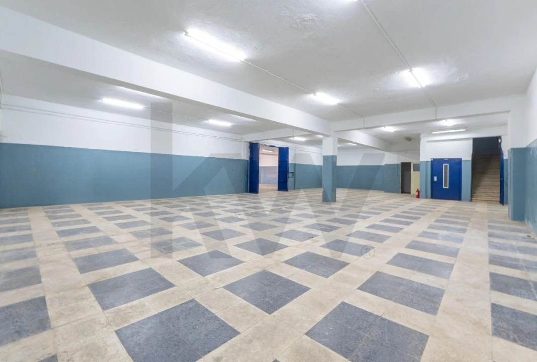 Armazém para Venda em Santa Iria de Azoia, São João da Talha e Bobadela Foto 43