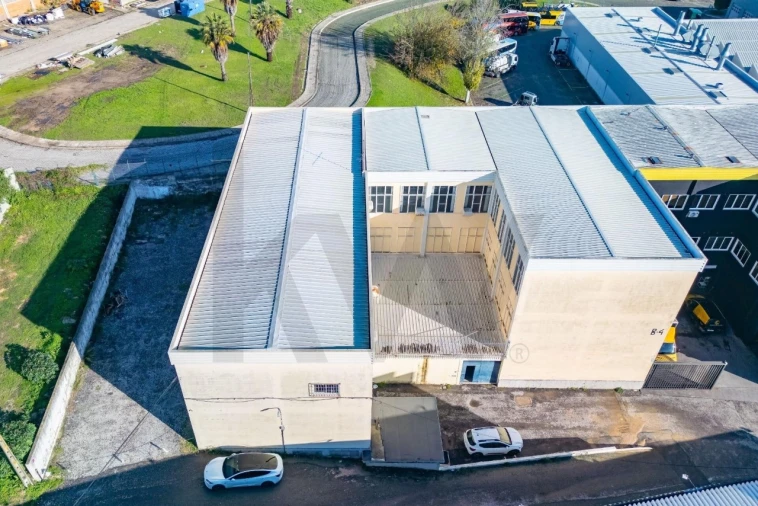 Armazém para Venda em Santa Iria de Azoia, São João da Talha e Bobadela Foto 8