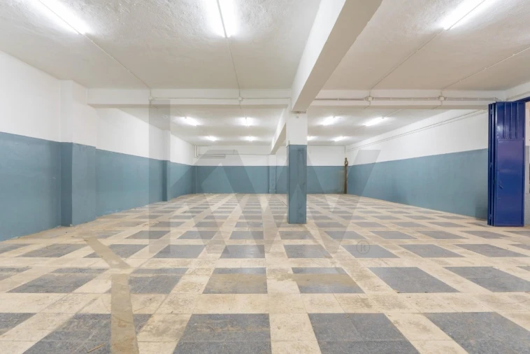 Armazém para Venda em Santa Iria de Azoia, São João da Talha e Bobadela Foto 42