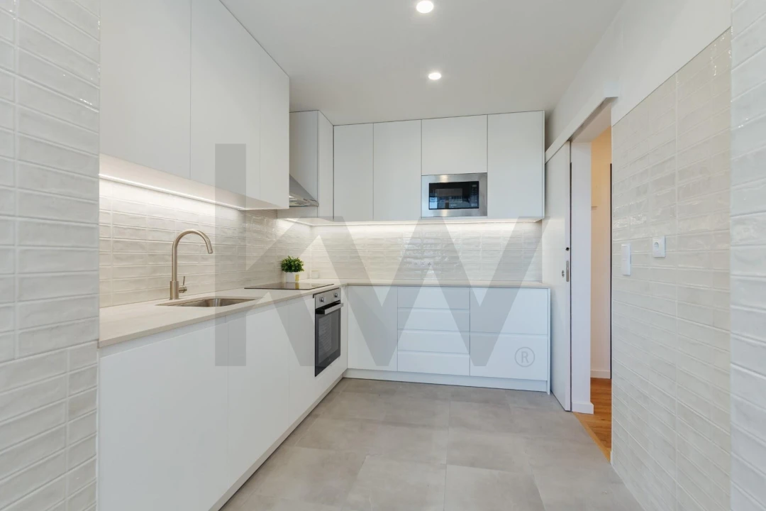 Apartamento T2 para Arrendamento em Lumiar Foto 11