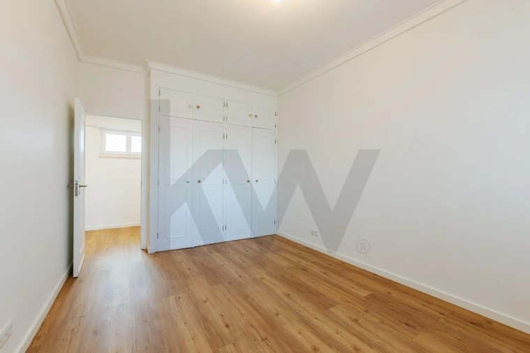 Apartamento T2 para Arrendamento em Lumiar Foto 34