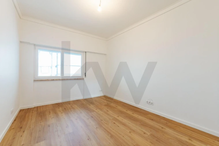 Apartamento T2 para Arrendamento em Lumiar Foto 29