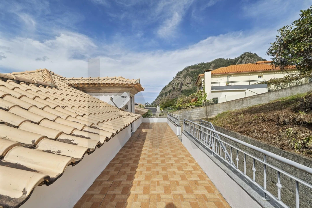 Prédio para Venda em Porto da Cruz Foto 32