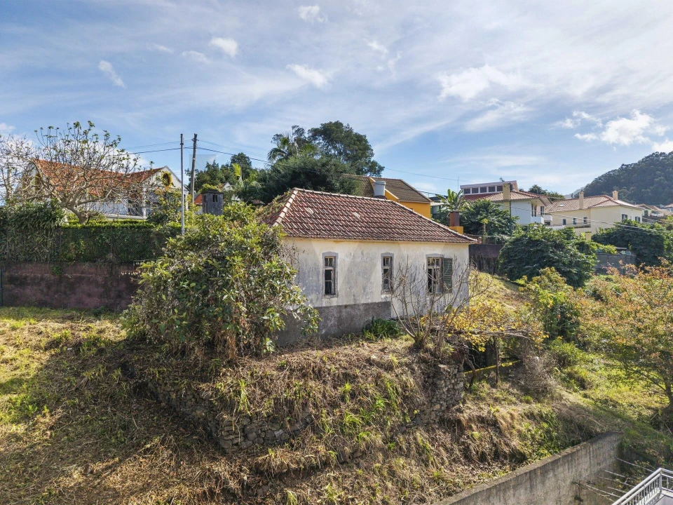 Prédio para Venda em Porto da Cruz Foto 52