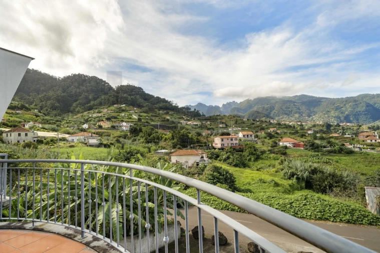 Prédio para Venda em Porto da Cruz Foto 9