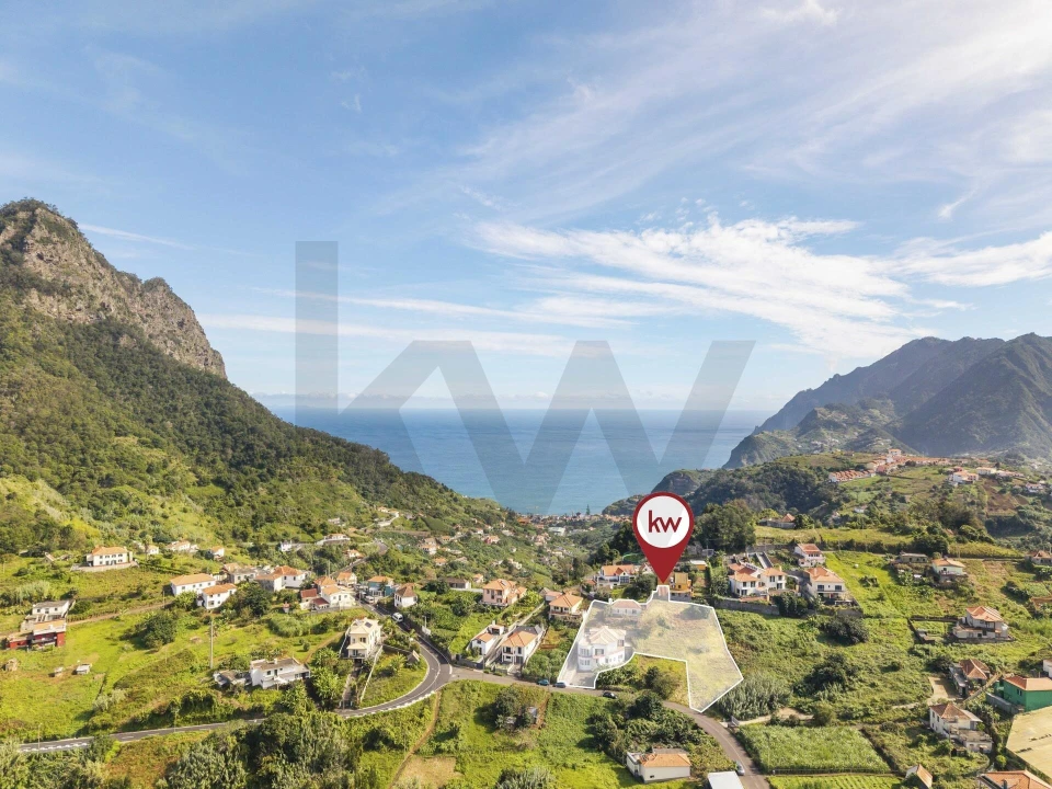 Prédio para Venda em Porto da Cruz Foto 2