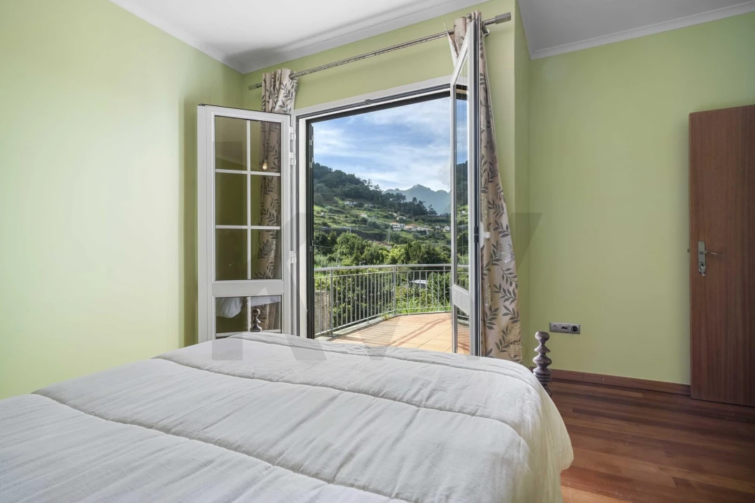 Prédio para Venda em Porto da Cruz Foto 21