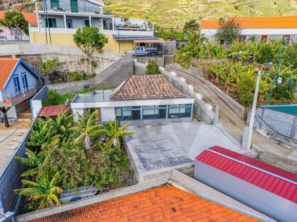 Moradia T1 para Venda em Tabua Foto 3