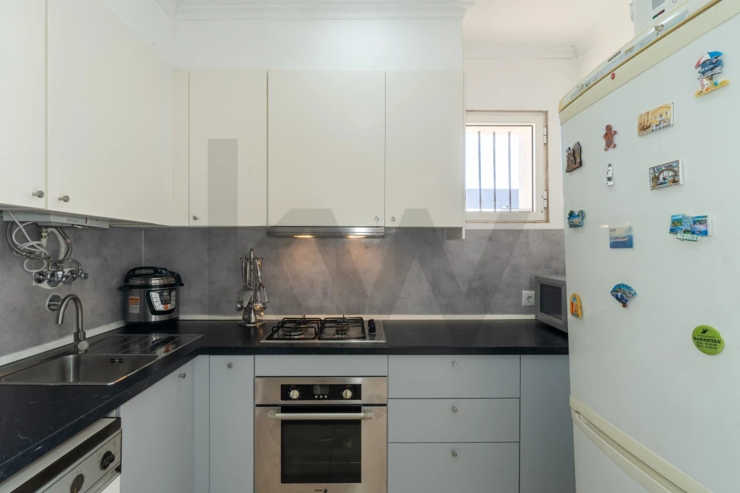 Moradia T2 para Venda em Quelfes Foto 69