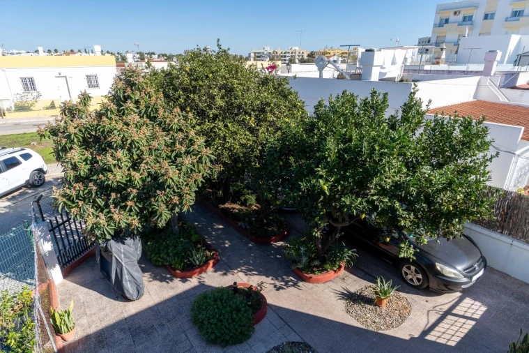 Moradia T2 para Venda em Quelfes Foto 86