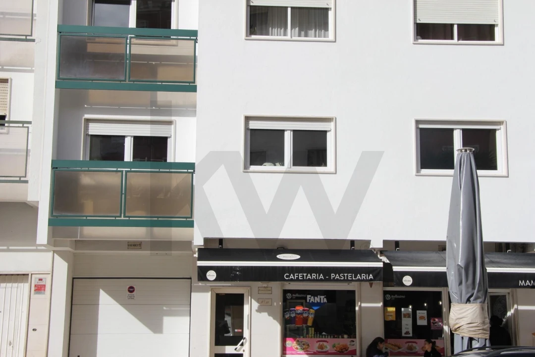 Apartamento T1 para Venda em Massamá e Monte Abraão Foto 12