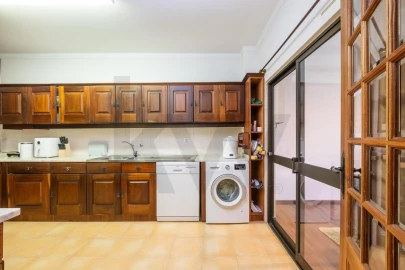 Apartamento T4 para Venda em Santo Antonio dos Olivais
