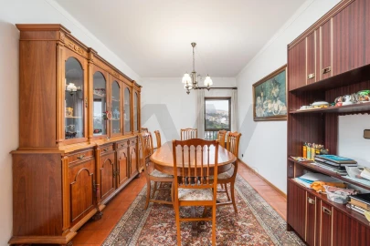 Apartamento T4 para Venda em Santo Antonio dos Olivais