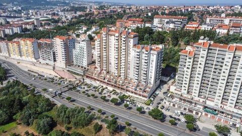 Apartamento T4 para Venda em Santo Antonio dos Olivais