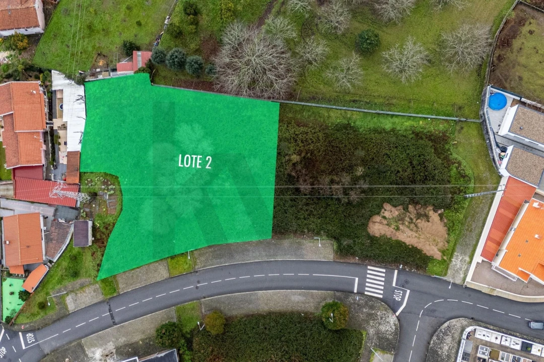 Terreno para Venda em Argoncilhe Foto 2