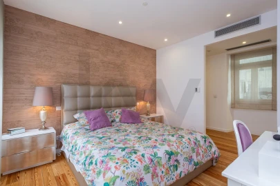 Apartamento T3 para Arrendamento em Areeiro