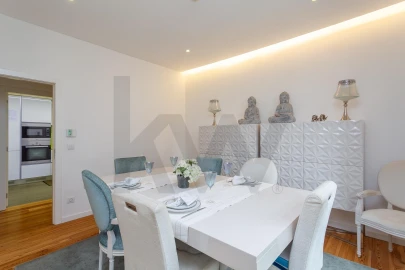 Apartamento T3 para Arrendamento em Areeiro