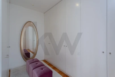 Apartamento T3 para Arrendamento em Areeiro