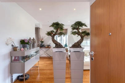 Apartamento T3 para Arrendamento em Areeiro