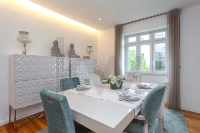 Apartamento T3 para Arrendamento em Areeiro