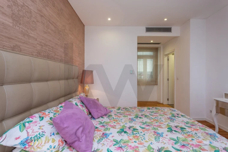 Apartamento T3 para Arrendamento em Areeiro Foto 37