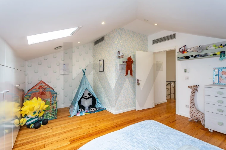 Apartamento T3 para Arrendamento em Areeiro Foto 40
