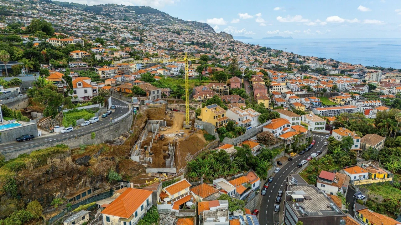 Apartamento T1 para Venda em Funchal (Santa Luzia) Foto 36
