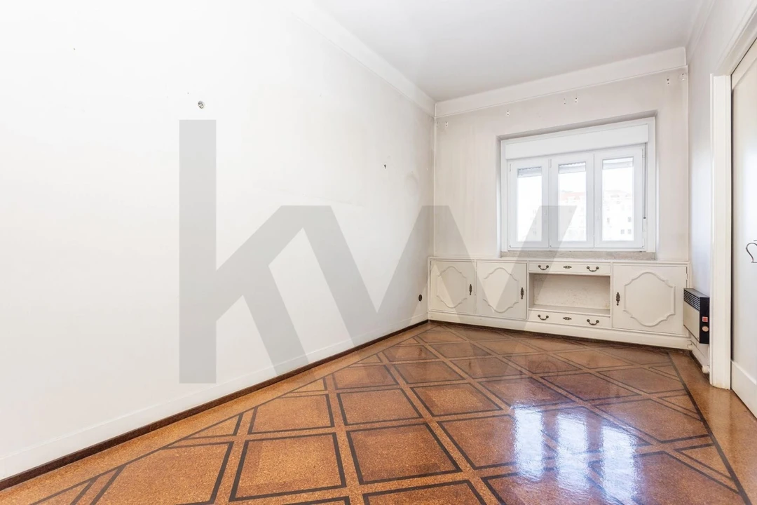 Apartamento T4 para Arrendamento em Arroios Foto 6