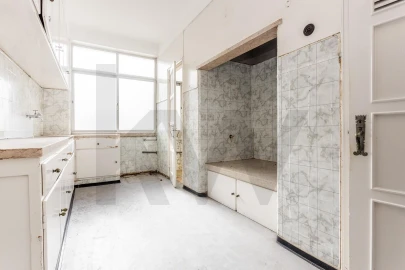 Apartamento T4 para Arrendamento em Arroios