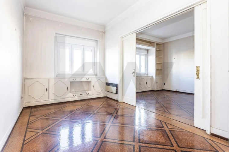 Apartamento T4 para Arrendamento em Arroios Foto 7