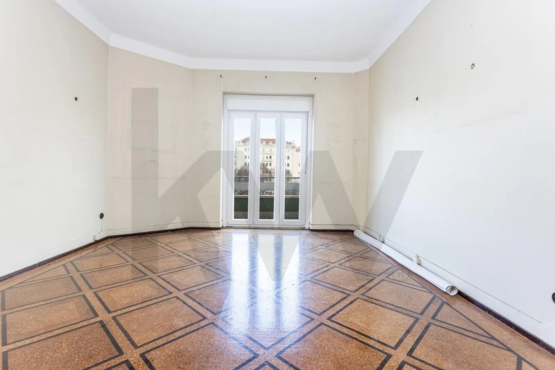 Apartamento T4 para Arrendamento em Arroios Foto 3