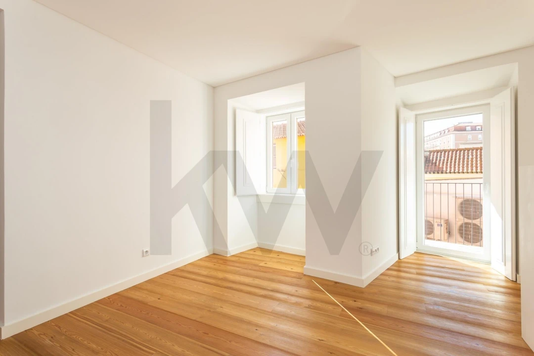 Apartamento T1 para Venda em Santa Maria Maior Foto 7