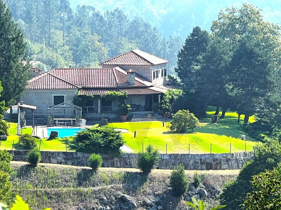 Quinta T5 para Venda em Sande e São Lourenço Foto 1