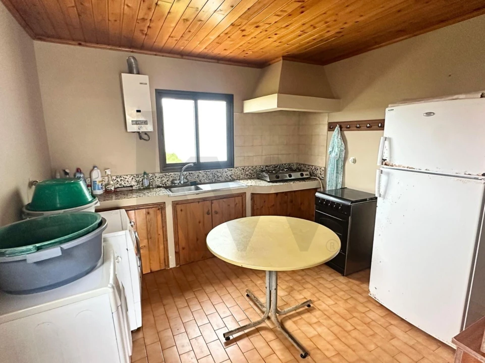 Moradia T4 para Venda em Vila do Porto Foto 17