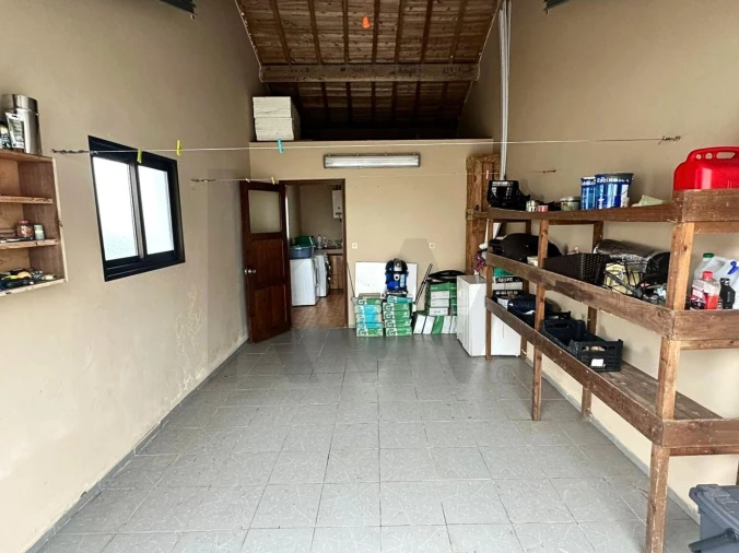 Moradia T4 para Venda em Vila do Porto Foto 18