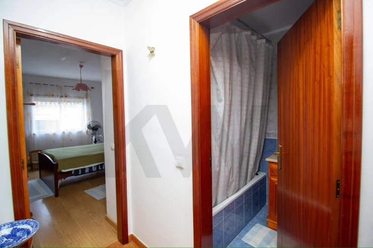 Apartamento T2 para Venda em Alpiarça Foto 5