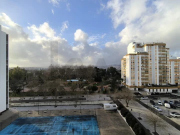 Apartamento T2 para Arrendamento em Santa Clara