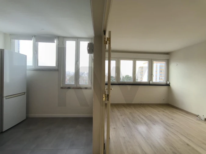 Apartamento T2 para Arrendamento em Santa Clara Foto 10