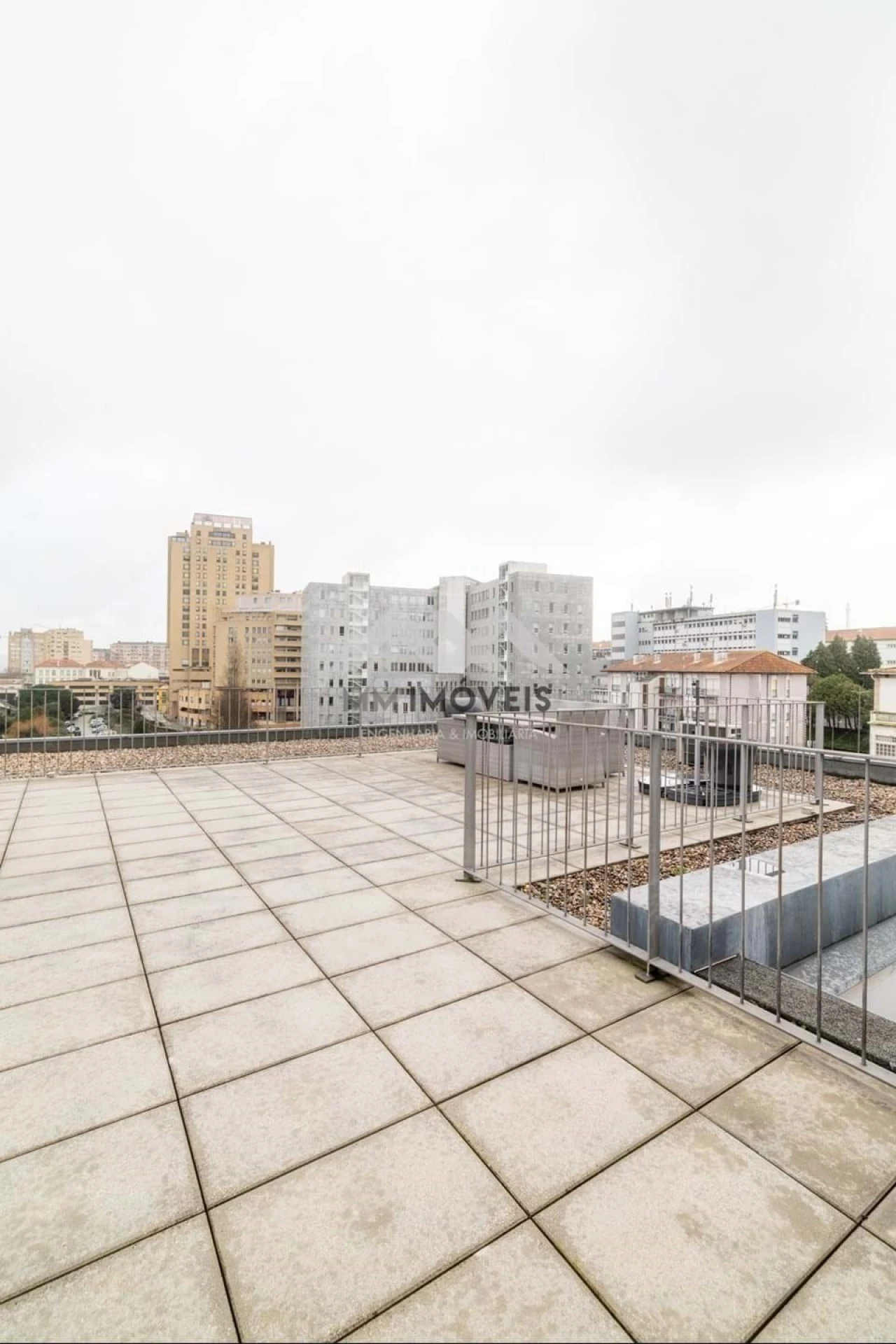 Apartamento T4 para Venda em Santa Marinha Foto 44