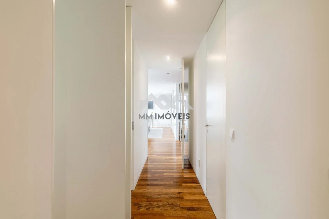 Apartamento T4 para Venda em Santa Marinha Foto 60