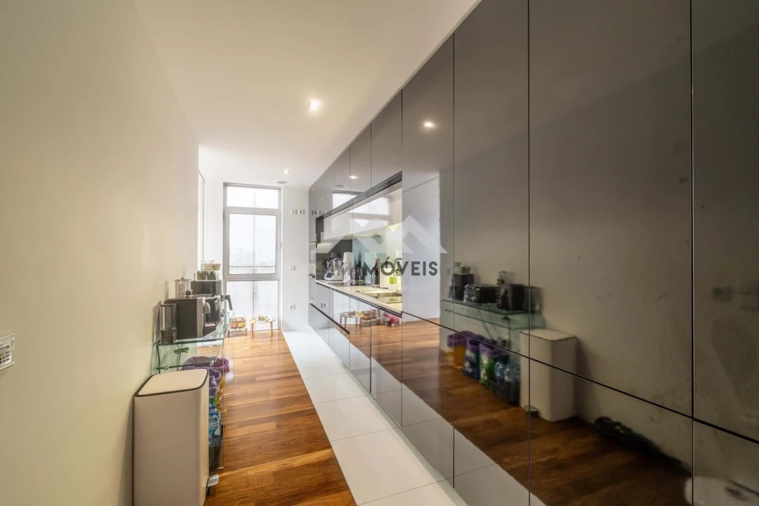 Apartamento T4 para Venda em Santa Marinha Foto 18