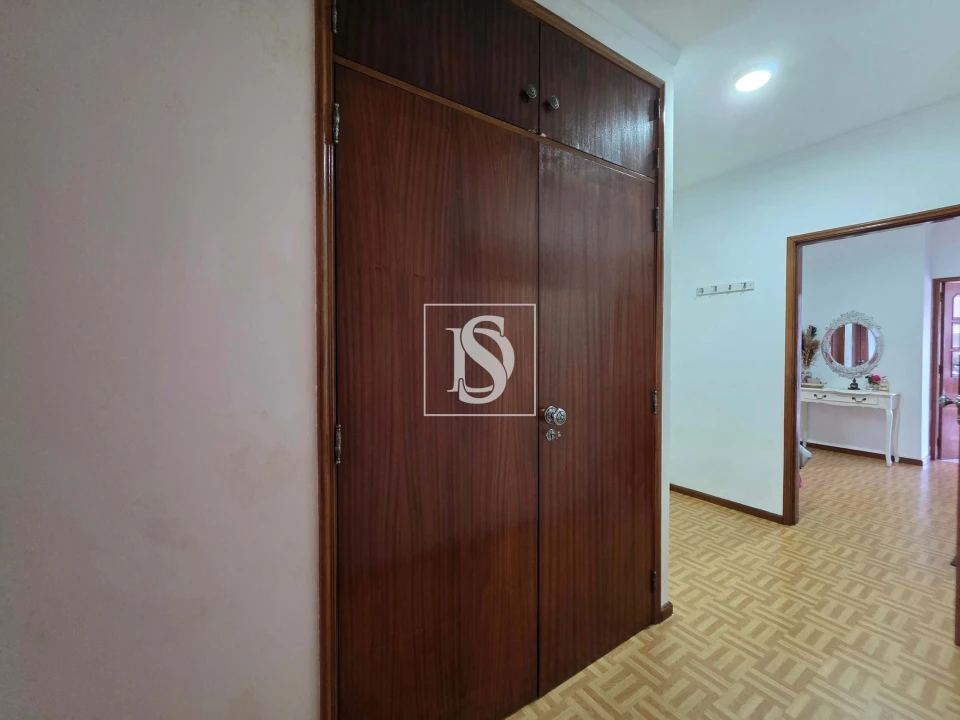 Apartamento T3 para Venda em Fafe Foto 17