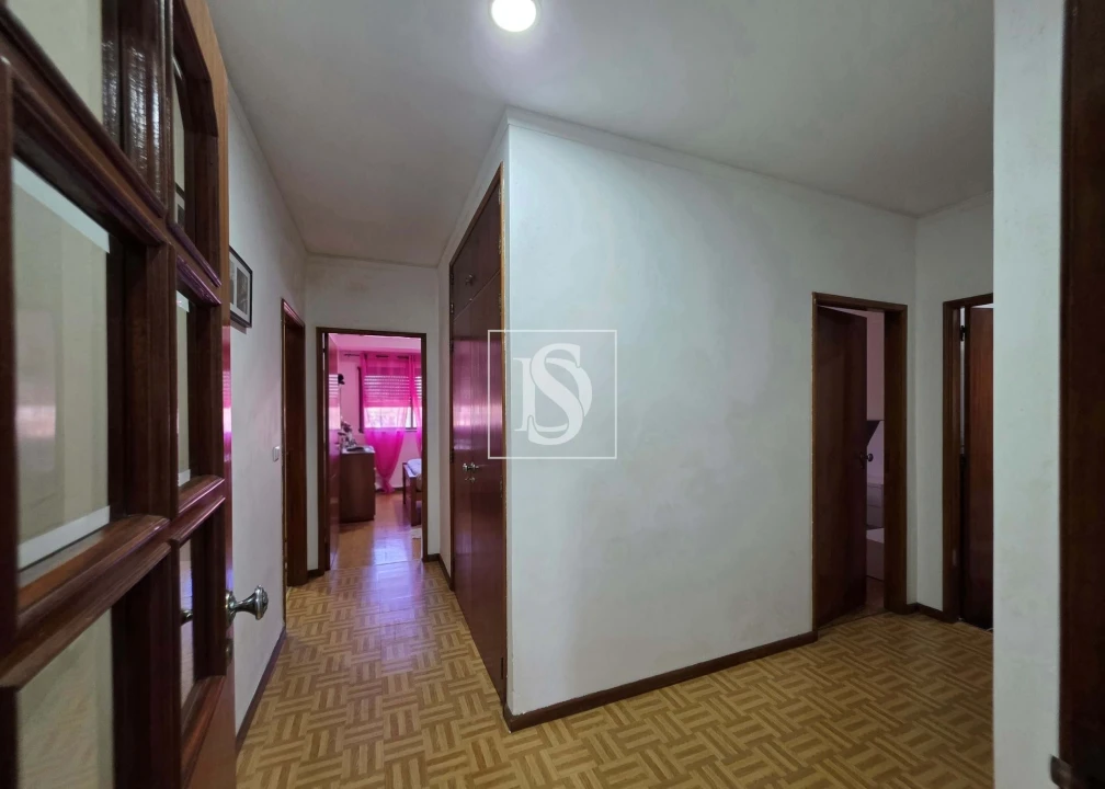 Apartamento T3 para Venda em Fafe Foto 12