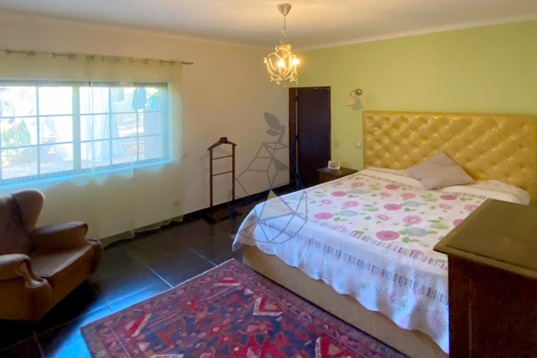 Moradia T5 para Venda em Guia Foto 21