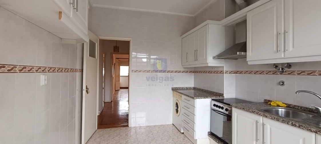 Apartamento T2 para Venda em Águas Livres Foto 8