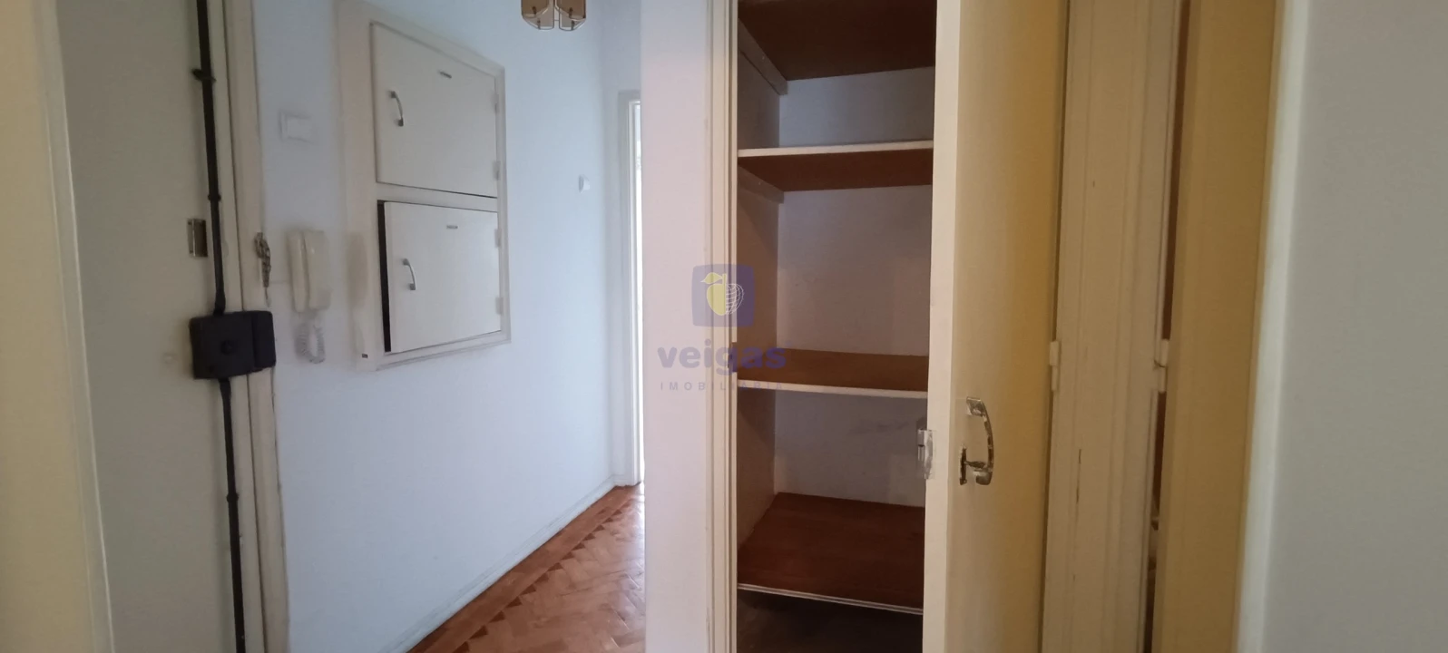 Apartamento T2 para Venda em Águas Livres Foto 17