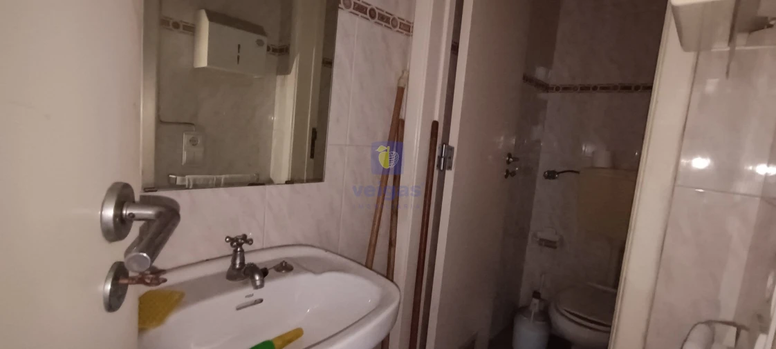 Negócio para Venda em Águas Livres Foto 9