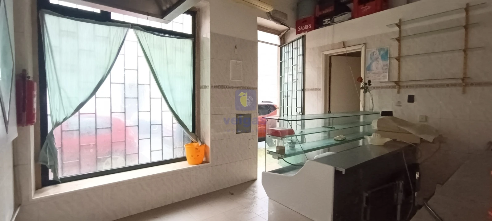 Negócio para Venda em Águas Livres Foto 4