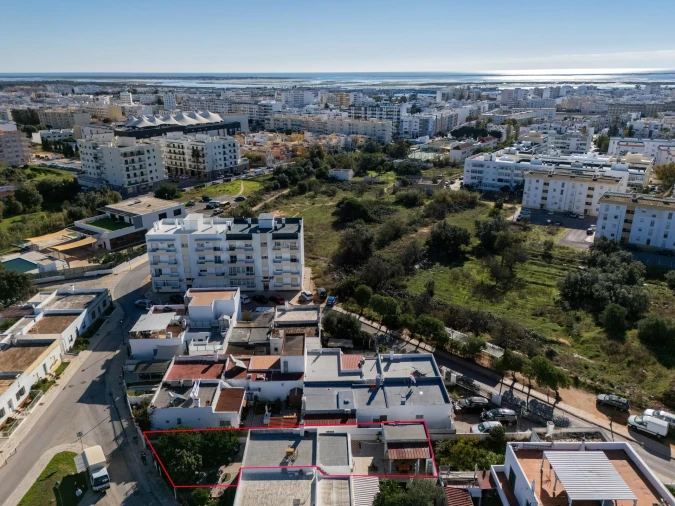 Moradia T2 para Venda em Quelfes Foto 54