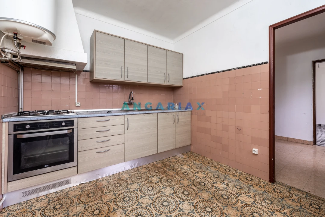 Moradia T2 para Venda em Batalha Foto 8